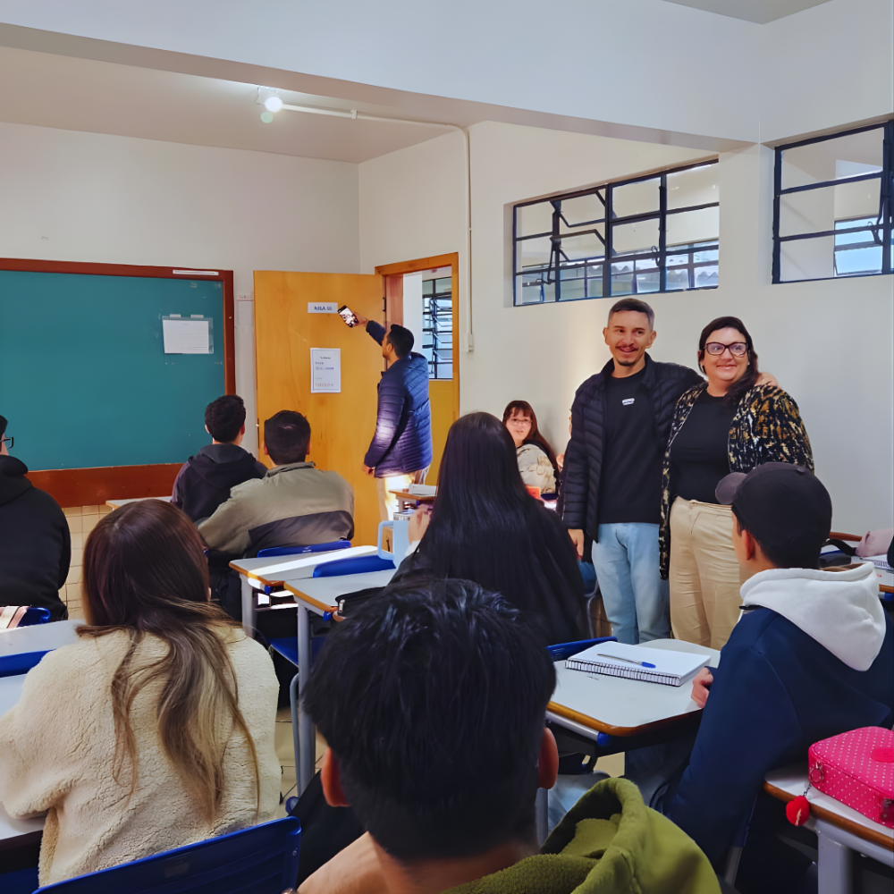 Cursinho do ENEM Colégio Estadual Ayrton Senna